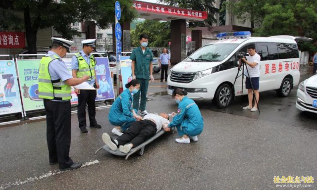 �����������أ����ж�������ͻ���¹�Ӧ������ģ������