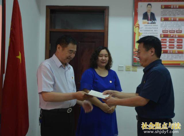 ���ڵ�����Ϊ �ƶ���ҵ��������չ