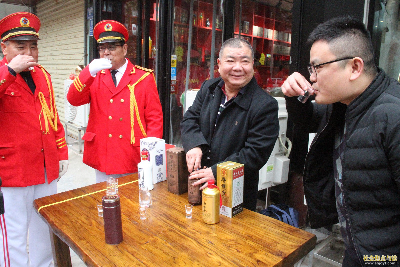 IMG_7213.JPG IMG_7213.JPG