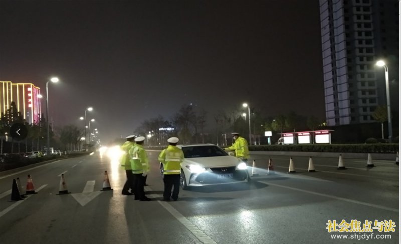 ���������н���֧�Ӷ���ӻ�����չ�Ƽݶ���ҹ�������ж���̬��