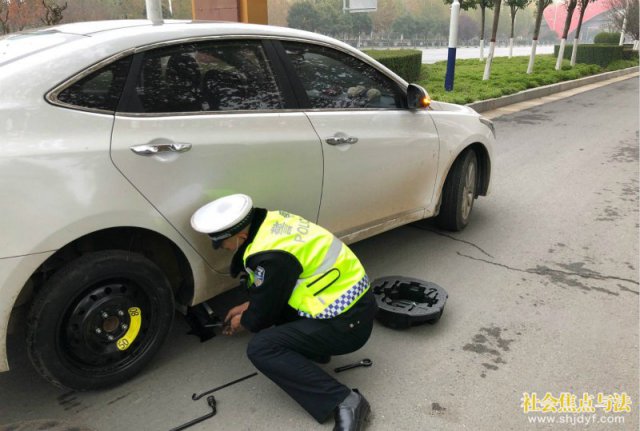 Ϊ�ֻ���ʧ������Ů˾������̥����Ĳ������ů��