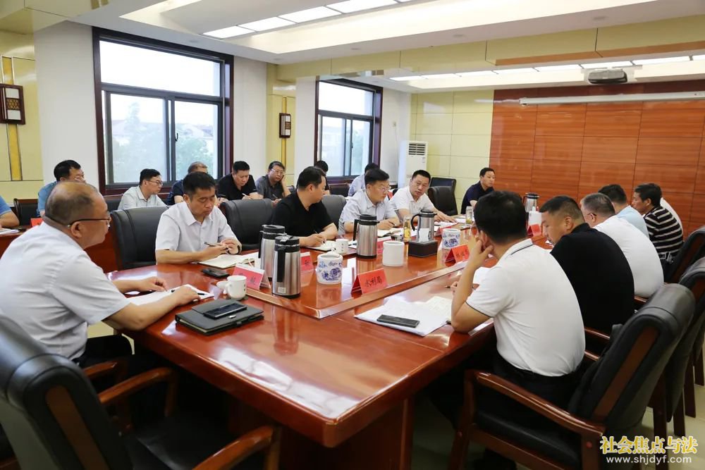 �ױ���俱�����ί��������������ٿ�ר��� ��ȡ��̬�������������Ρ������Ų���������㱨