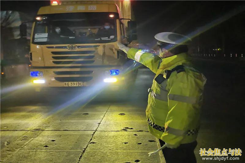 �����н���֧�ӳ�����չ����������Ⱦ���μ��������ж�