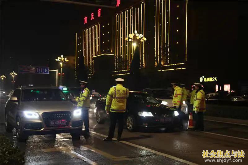 �����н���֧�ӳ�����չ����������Ⱦ���μ��������ж�