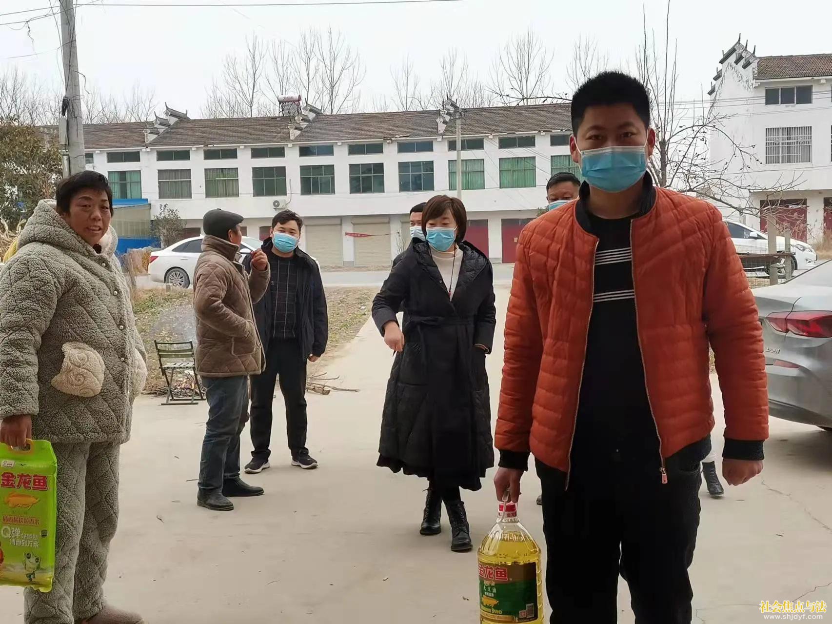 �й������ݳǵ��ŷֹ�˾��չ�߷�ο�ʻ