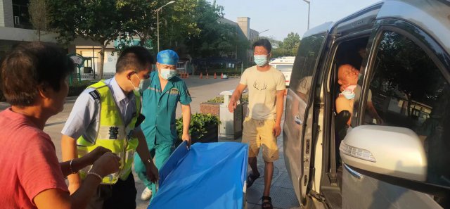 ����ͻ������ ���𽻾�������ҽ