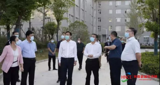 ����ҽѧ�ߵ�ר��ѧУУ��������һ�е������е�������ҽԺ����