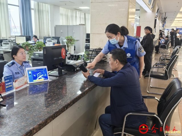 商丘交管支队严查“车托”“黄牛” 净