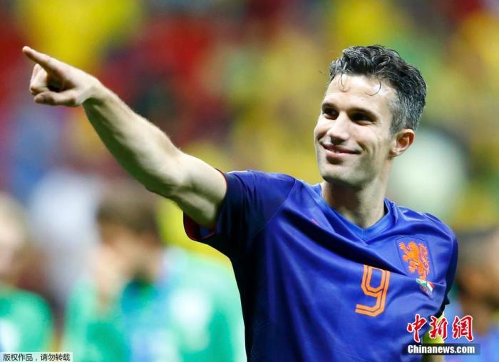 资料图:范佩西随荷兰队夺得2014年巴西世界杯季军。 资料图:范佩西随荷兰队夺得2014年巴西世界杯季军。